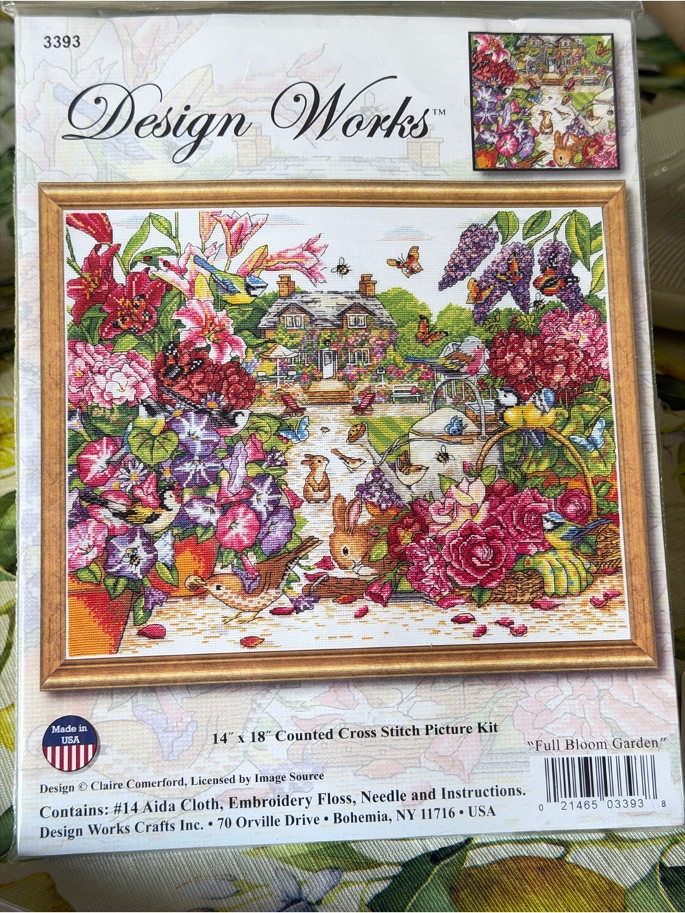 "Full Bloom Garden" Cross Stitch Wall Decor - Pink & Green